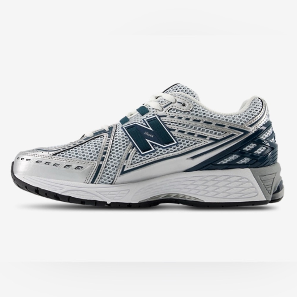 New Balance 1906R men’s running shoes - Picture 2 of 16